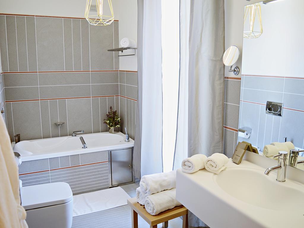 Maison d'hôtes Cascina Langa à Trezzo Tinella Extérieur photo