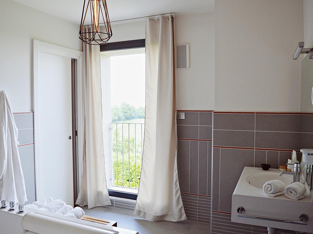Maison d'hôtes Cascina Langa à Trezzo Tinella Extérieur photo